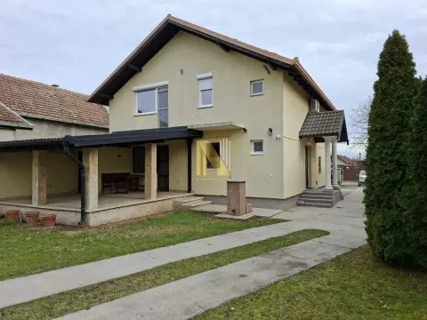 Izdavanje, kuća, 134m², Stara Pazova, Srbija - image 1
