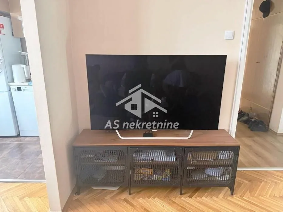Izdavanje, stan, 62m², Novi Beograd Sve Podlokacije, Beograd