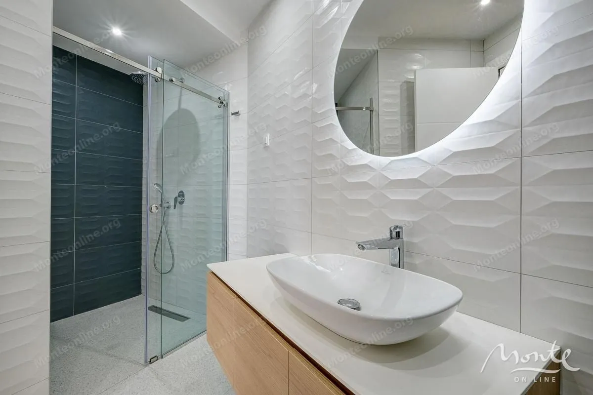 Prodaja, jednosoban stan, 67m², Bečići, Budva