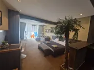 Izdavanje, dvosoban stan, 55m², Savski Venac, Beograd - image 1