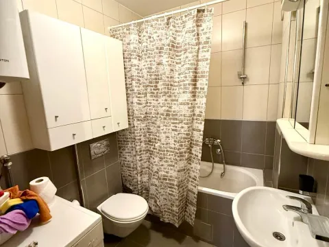 Rent, three bedroom apartment, 86m², Centar, Podgorica - image 10
