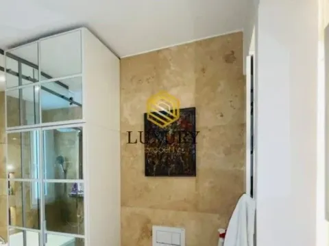 Prodaja, trosoban stan, 122m², Centar, Podgorica - image 2