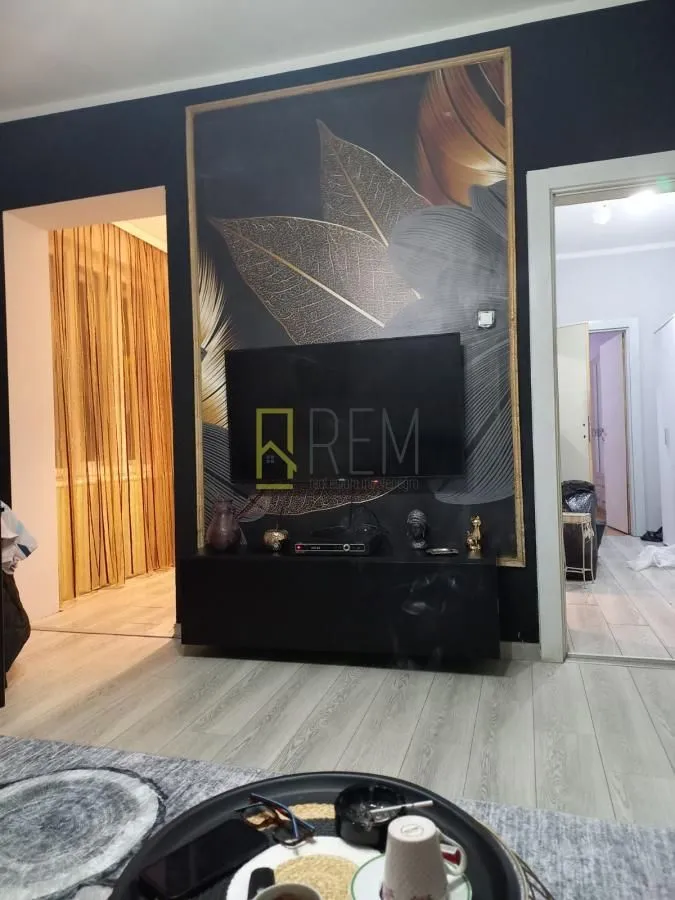 Prodaja, jednosoban stan, 55m², Centar, Podgorica