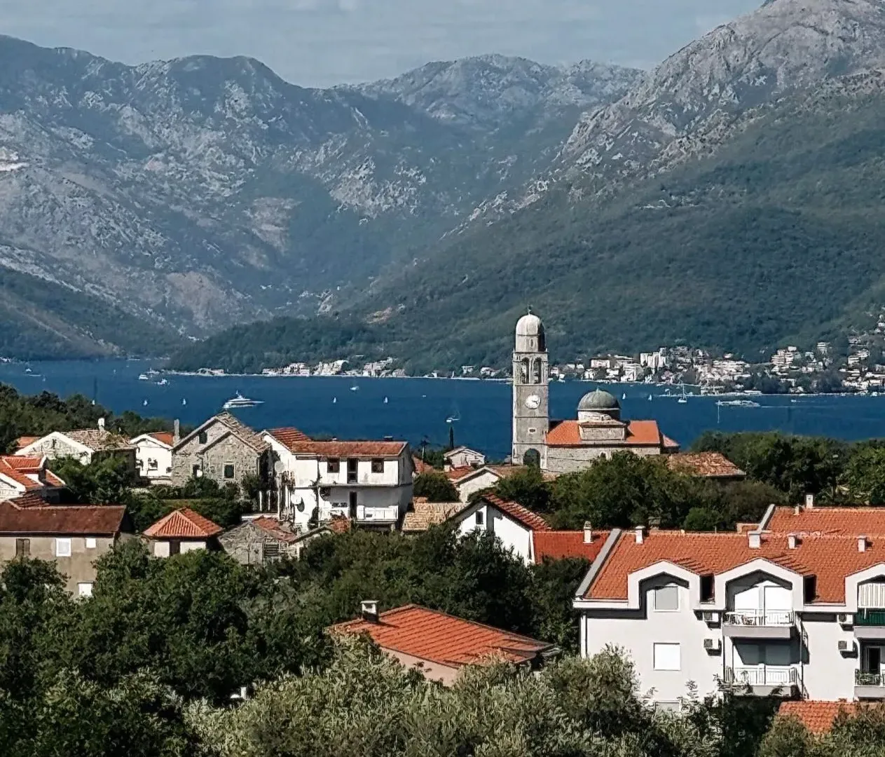 Prodaja, trosoban stan, 72m², Radovići, Tivat