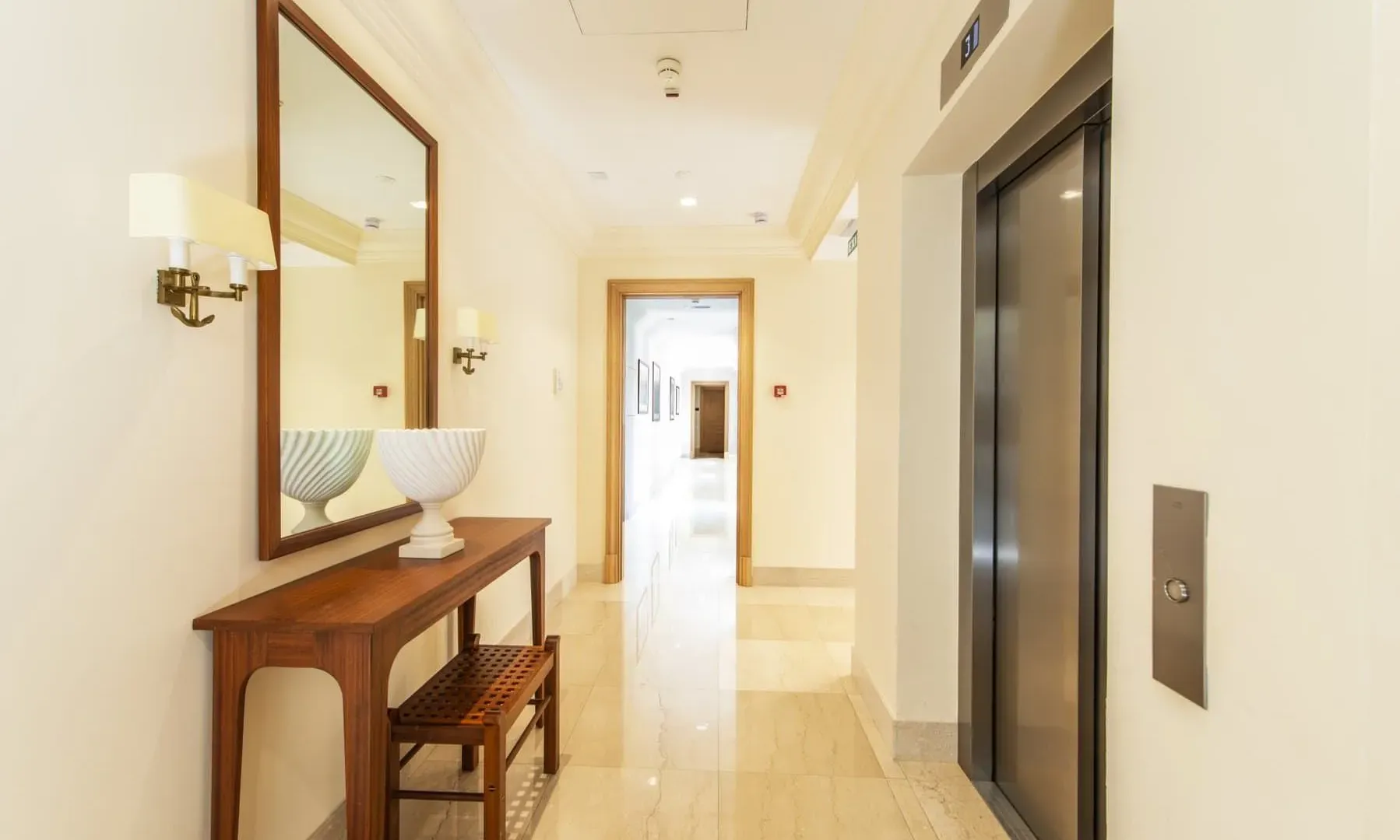 Prodaja, dvosoban stan, 134m², Porto Montenegro, Tivat