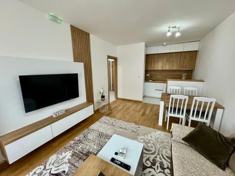 Izdavanje, dvosoban stan, 60m², City Kvart, Podgorica - image 3