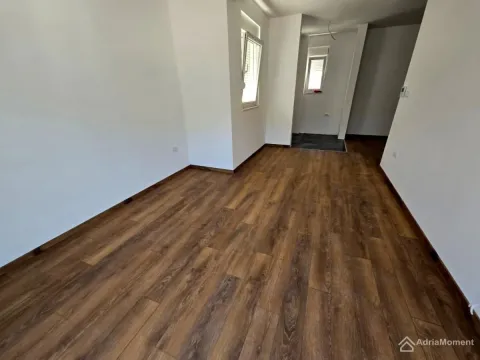 Prodaja, jednosoban stan, 45m², Centar, Budva - image 4