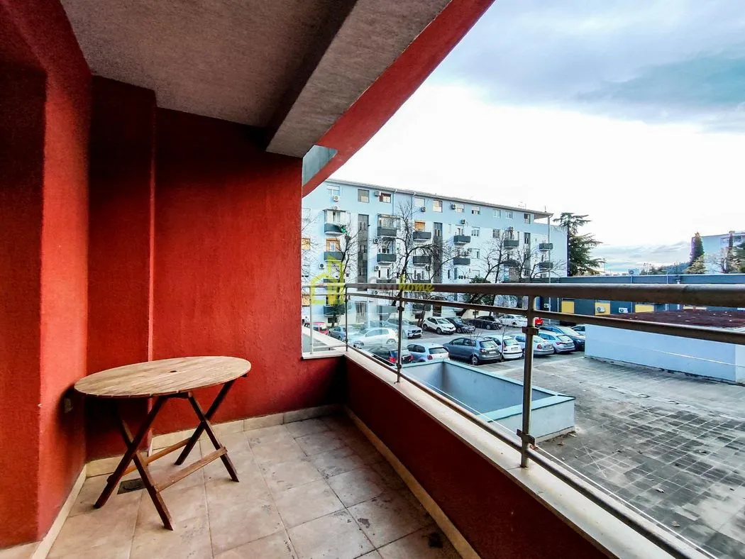 Izdavanje, dvosoban stan, 67m², Preko Morače, Podgorica
