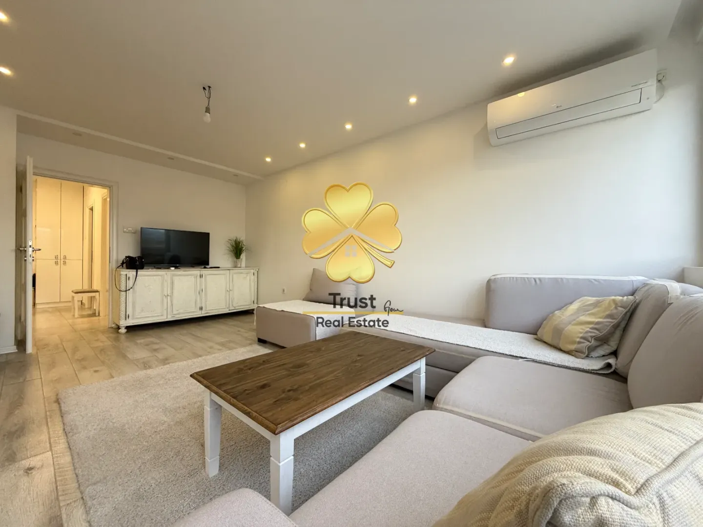 Rent, two bedroom apartment, 75m², Podgorica, Crna Gora