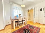 Izdavanje, trosoban stan, 100m², Stari Grad, Beograd - image 10