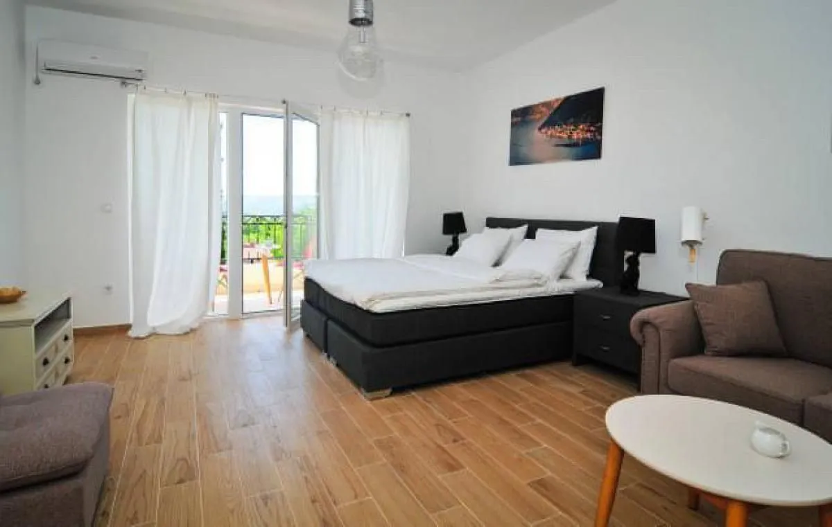 Rent, two bedroom apartment, 95m², Mrčevac, Tivat