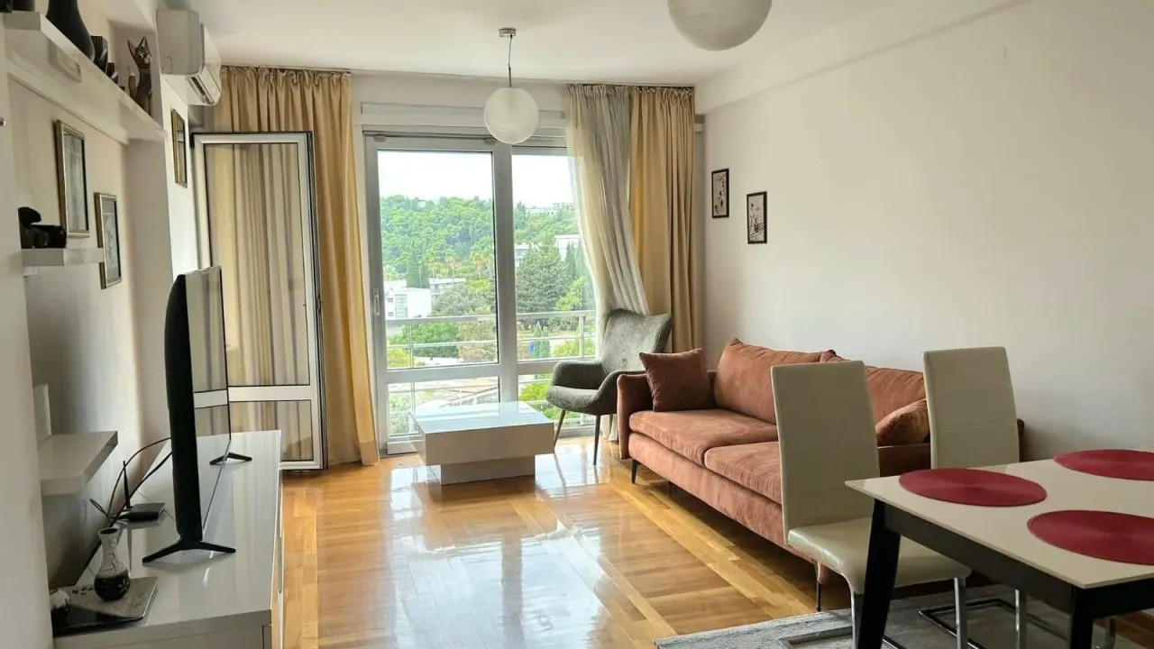 Sale, two bedroom apartment, 87m², Bečići, Budva
