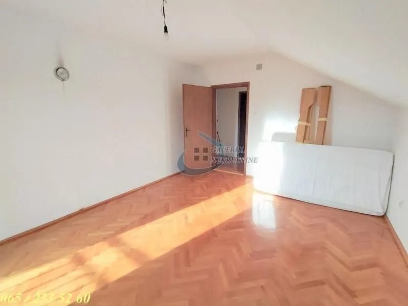 Sale, house, 240m², Grocka, Beograd