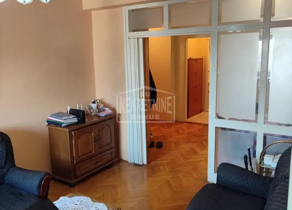 Prodaja, četvorosoban stan, 79m², Radijalac, Subotica