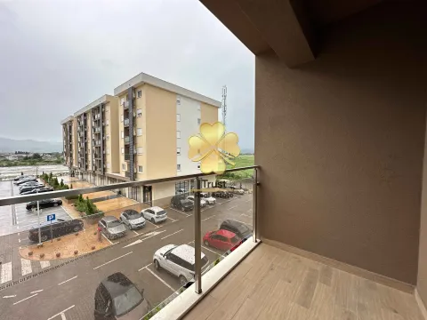 Izdavanje, jednosoban stan, 48m², New City, Podgorica - image 7