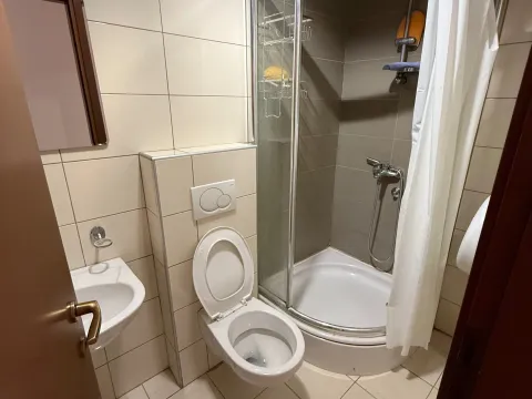 Rent, two bedroom apartment, 75m², City Kvart, Podgorica - image 6