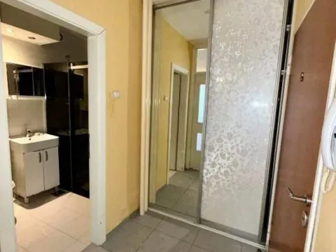Izdavanje, trosoban stan, 66m², Voždovac Sve Podlokacije, Beograd - image 10
