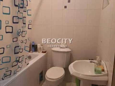 Prodaja, trosoban stan, 65m², Liman, Ulcinj - image 8