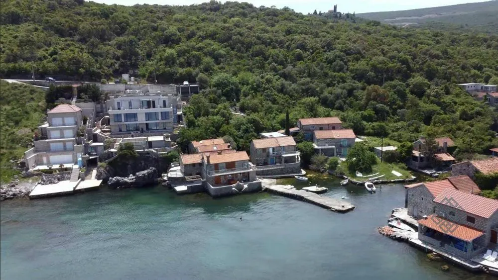 Prodaja, plac, 2765m², Kakrc, Tivat