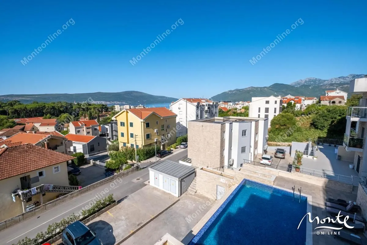 Prodaja, dvosoban stan, 87m², Tivat, Crna Gora