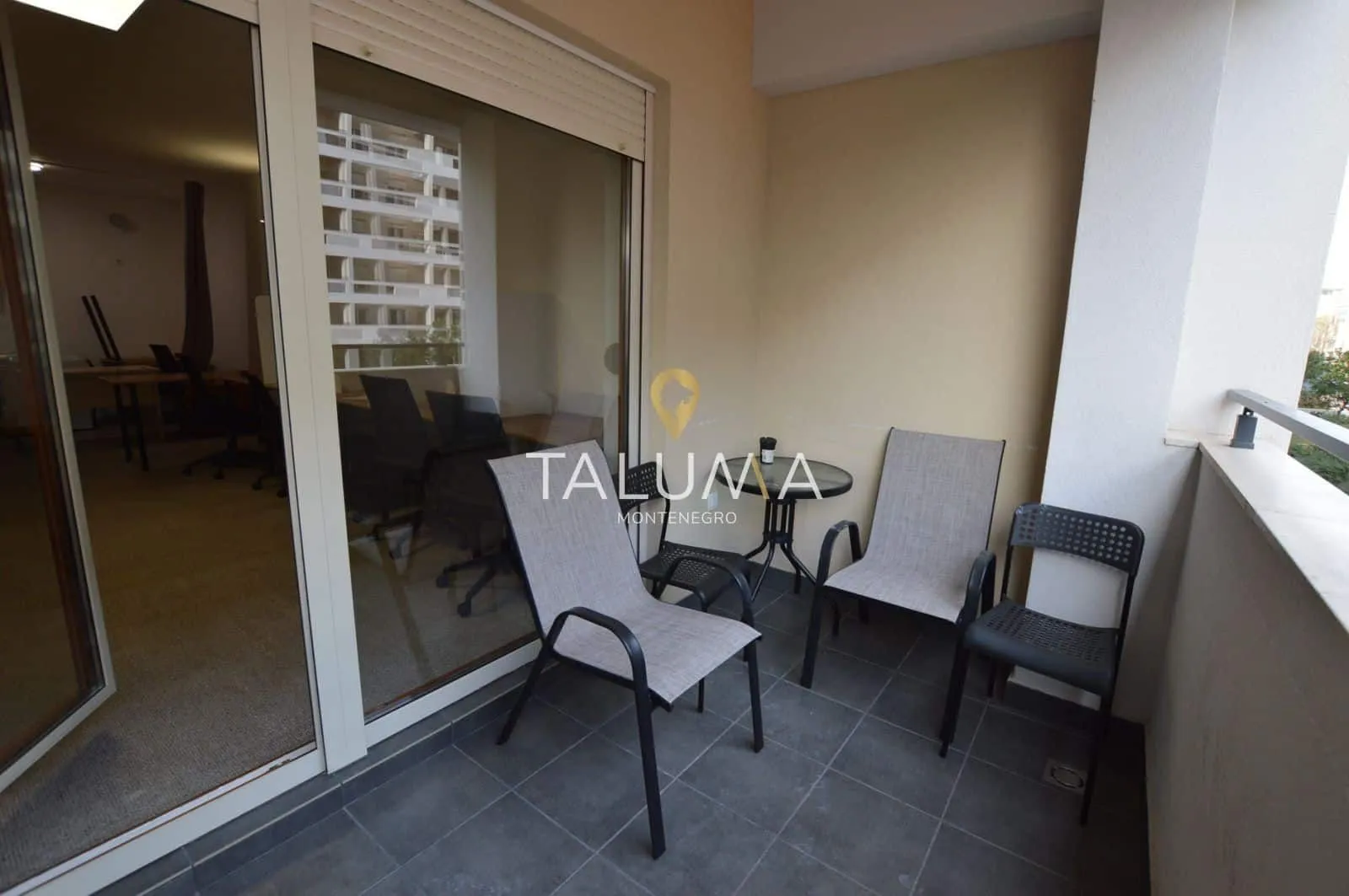 Rent, two bedroom apartment, 77m², City Kvart, Podgorica
