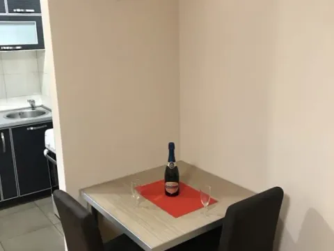 Rent, studio apartment, 33m², City Kvart, Podgorica - image 9