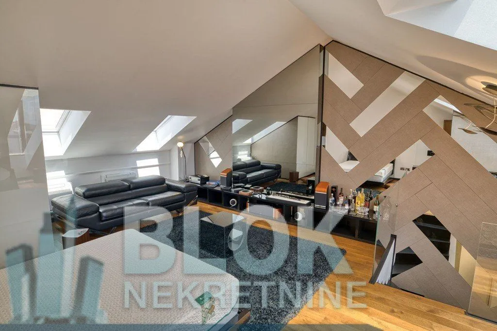 Izdavanje, dvosoban stan, 70m², Preko Morače, Podgorica