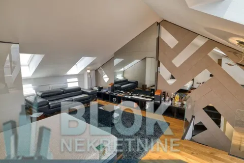 Izdavanje, dvosoban stan, 70m², Preko Morače, Podgorica - image 11