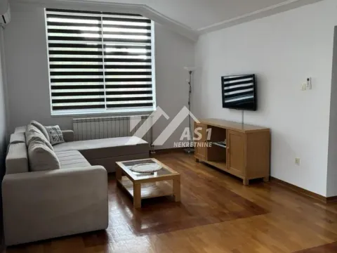 Izdavanje, dvosoban stan, 45m², Bulevar Oslobodjenja, Novi Sad Sve Podlokacije - image 2