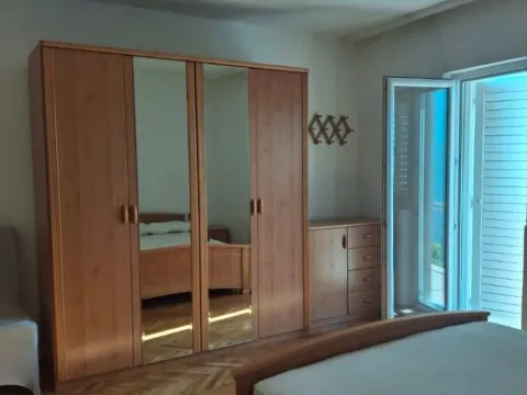 Rent, two bedroom apartment, 120m², Marići, Tivat - image 3