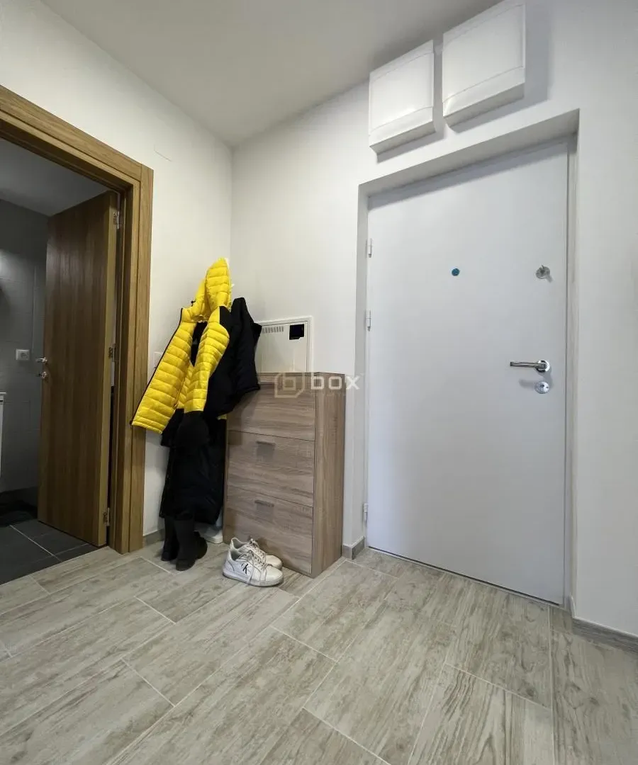 Prodaja, jednosoban stan, 48m², Pantelej, Niš