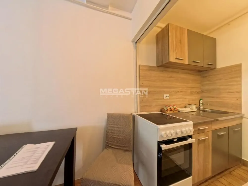 Prodaja, stan, 30m², Banovo Brdo, Beograd