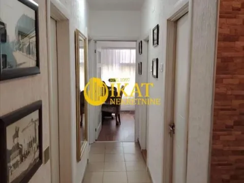 Prodaja, trosoban stan, 73m², Novi Beograd Blok 71, Novi Beograd Sve Podlokacije - image 6