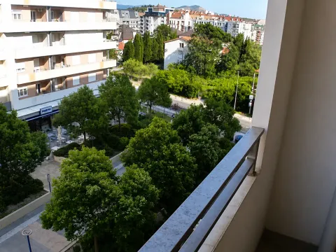 Rent, one bedroom apartment, 47m², Central Point, Podgorica - image 3