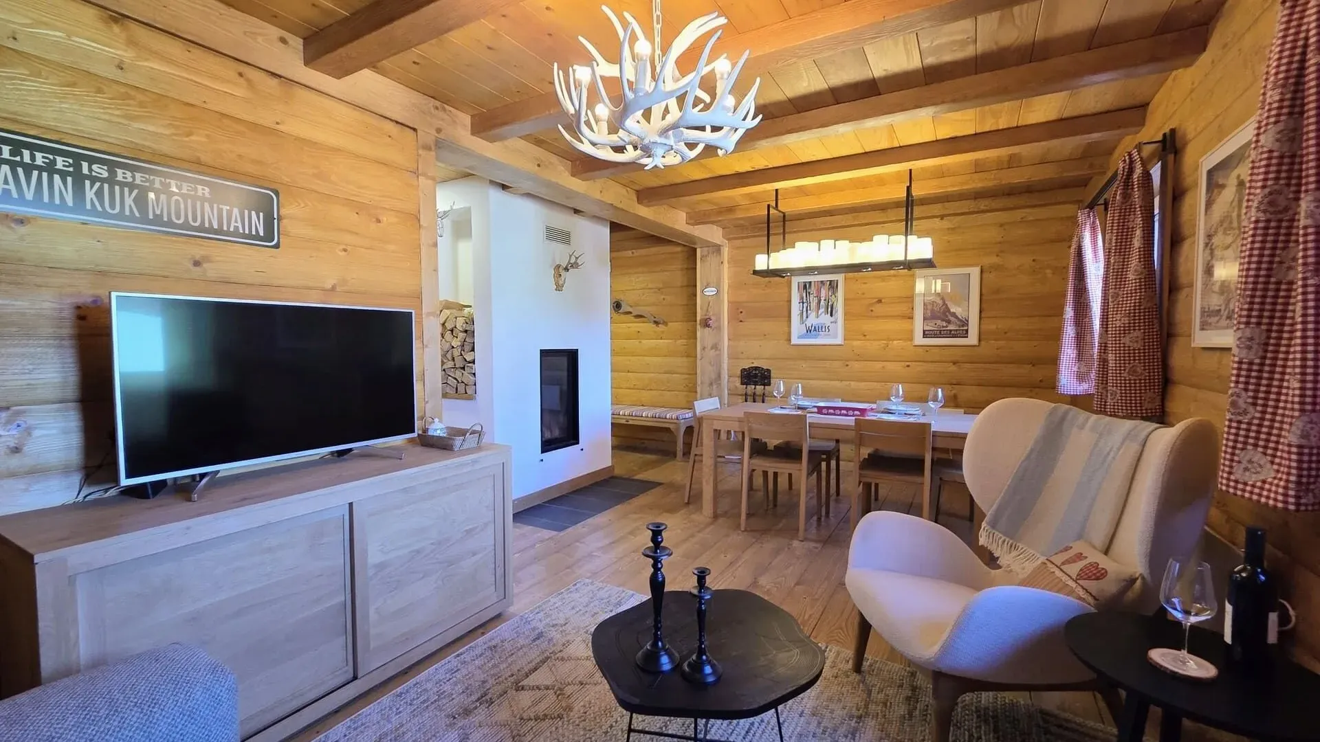 Prodaja, kuća, 160m², Žabljak, Crna Gora