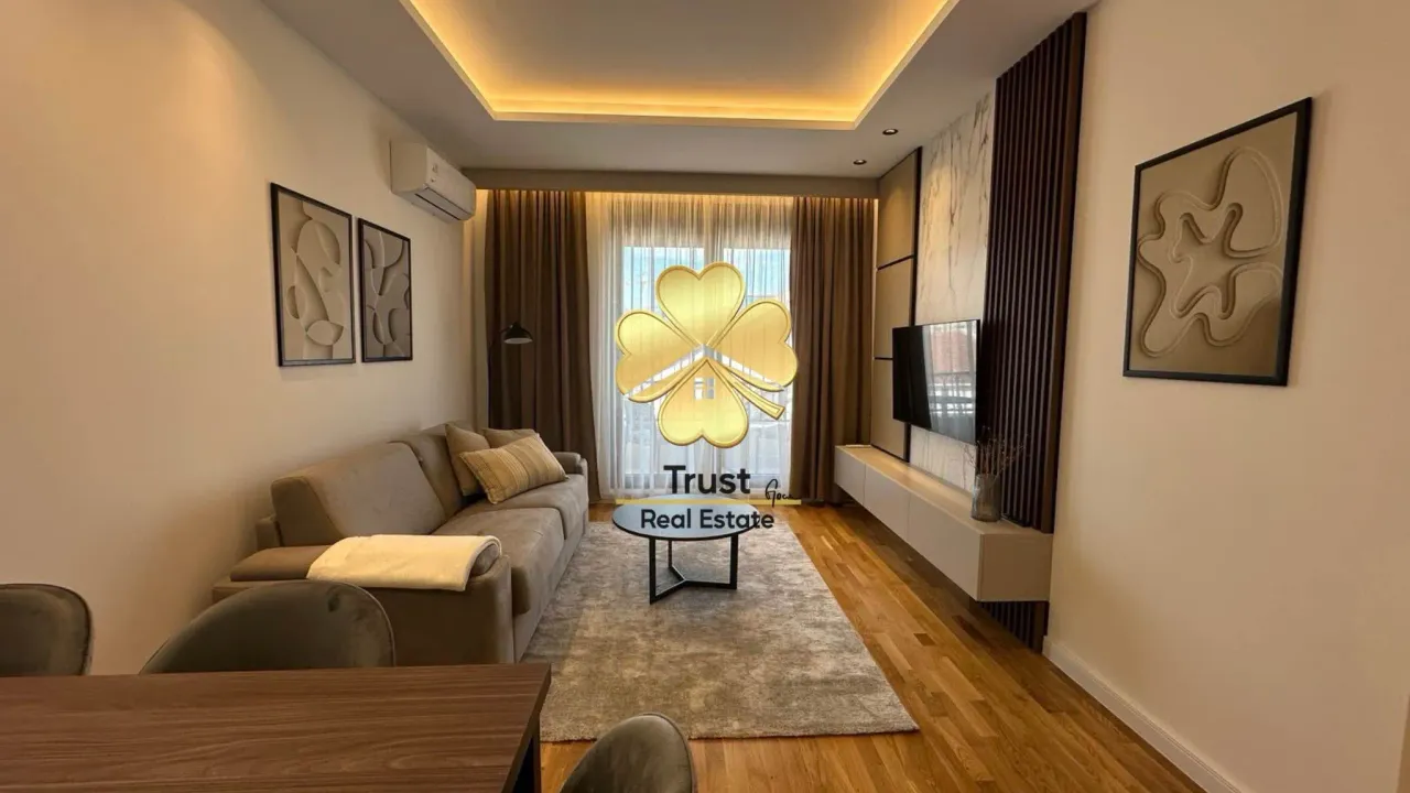 Izdavanje, jednosoban stan, 45m², City Kvart, Podgorica