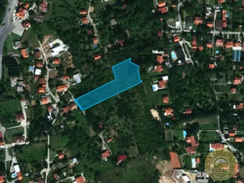 Zemljište in Sremska Kamenica