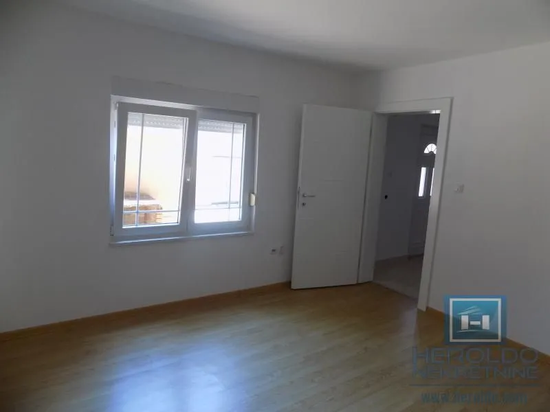 Sale, house, 230m², Centar, Paraćin
