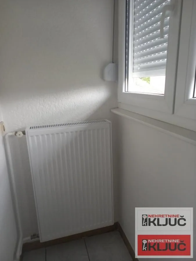 Izdavanje, dvosoban stan, 53m², Banatić, Novi Sad Sve Podlokacije