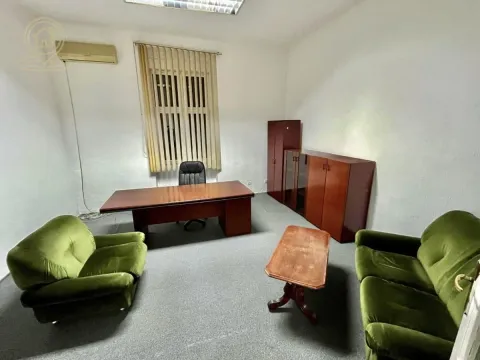 Izdavanje, poslovni prostor, 80m², Tašmajdan, Palilula Sve Podlokacije - image 2