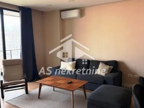 Izdavanje, trosoban stan, 90m², Savski Venac, Beograd - image 2