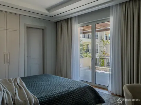 Sale, three bedroom apartment, 247m², Porto Montenegro, Tivat - image 13