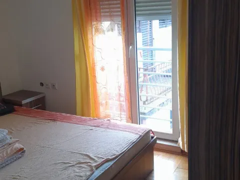 Izdavanje, jednosoban stan, 39m², Drac, Podgorica - image 4