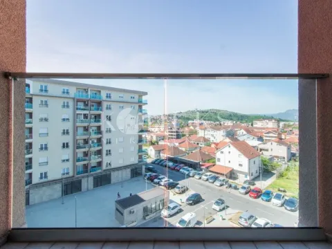 Rent, one bedroom apartment, 45m², Stari Aerodrom, Podgorica - image 10