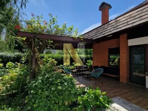 Izdavanje, poslovni prostor, 200m², Spens, Novi Sad Sve Podlokacije - image 12