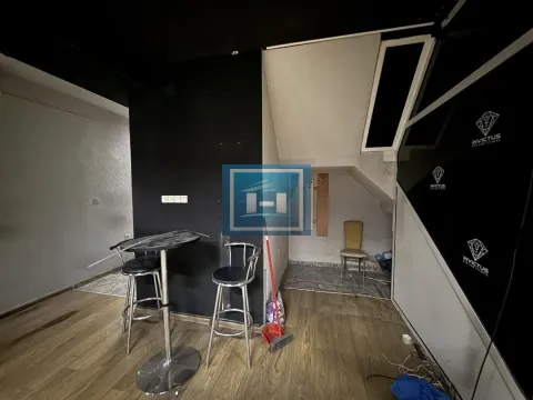 Rent, office space, 165m², Jagodina, Srbija - image 9