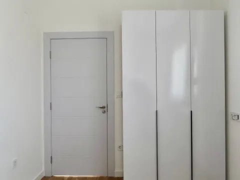 Izdavanje, dvosoban stan, 42m², Mirijevo Sve Podlokacije, Beograd - image 4