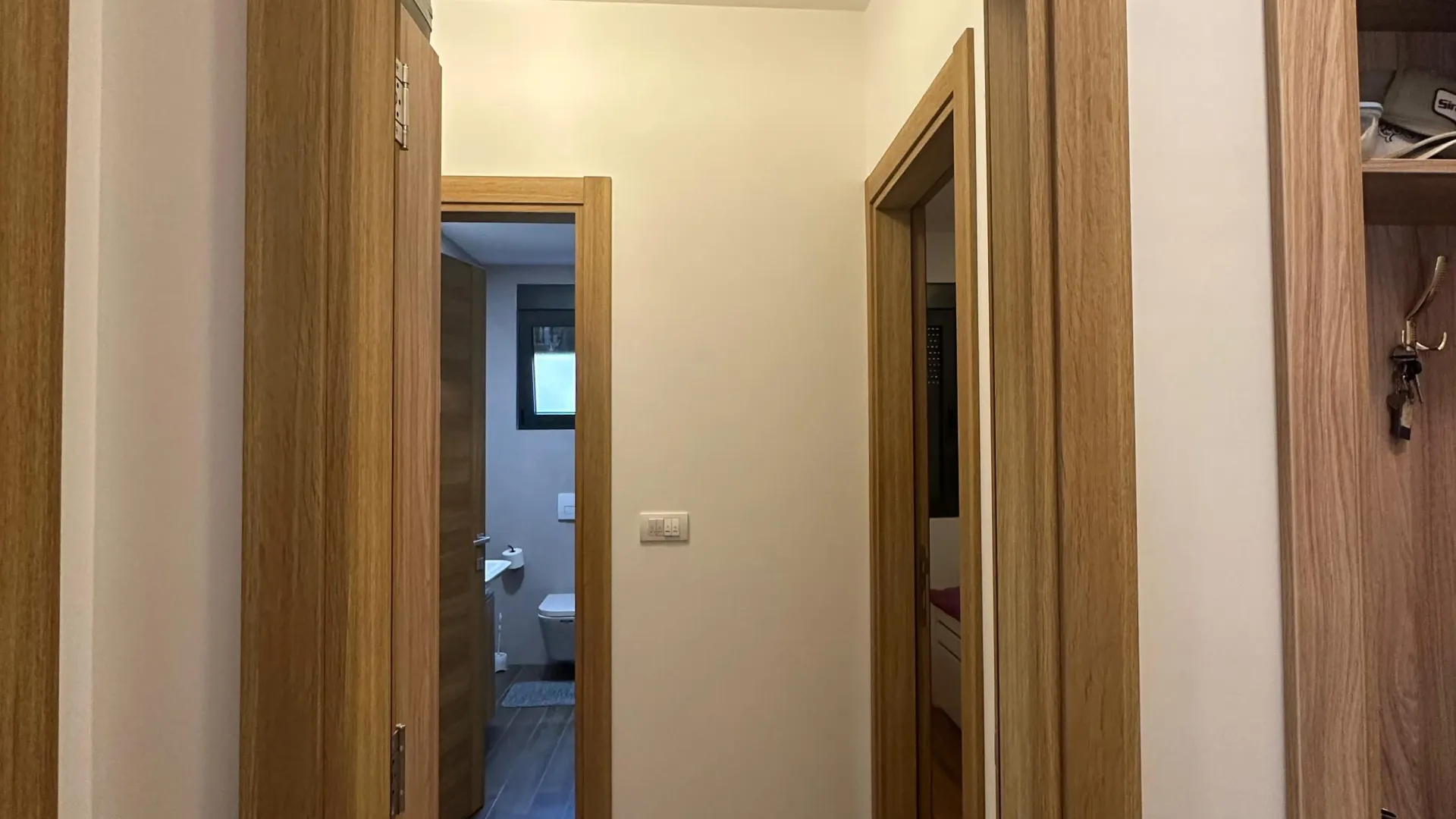 Prodaja, dvosoban stan, 70m², Centar, Tivat