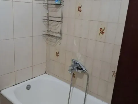 Izdavanje, četvorosoban stan, 95m², Zelenika, Herceg Novi - image 8