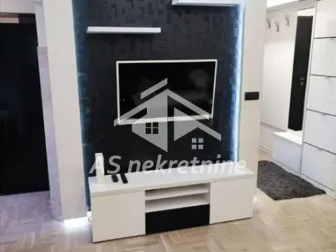 Rent, two bedroom apartment, 42m², Vračar Sve Podlokacije, Beograd - image 5